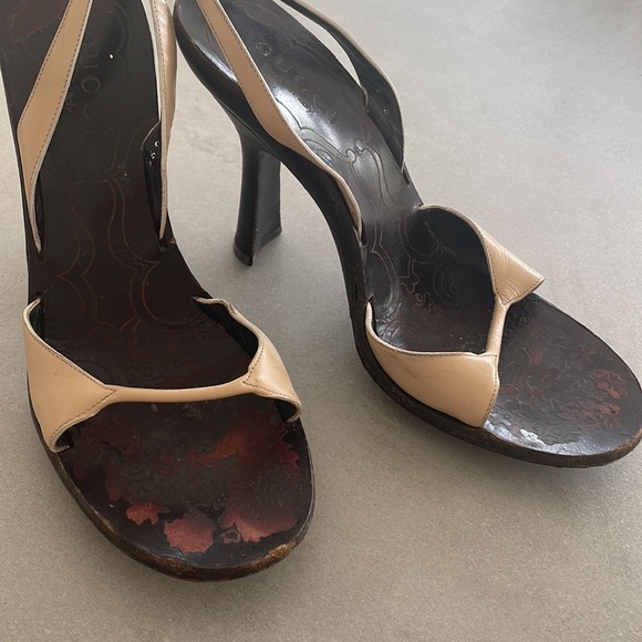 Preloved Gucci Sandal Heels - Picture 3 of 7